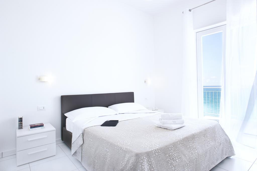 Capo dʼOrlando Vuelle Residence Apartments חדר תמונה