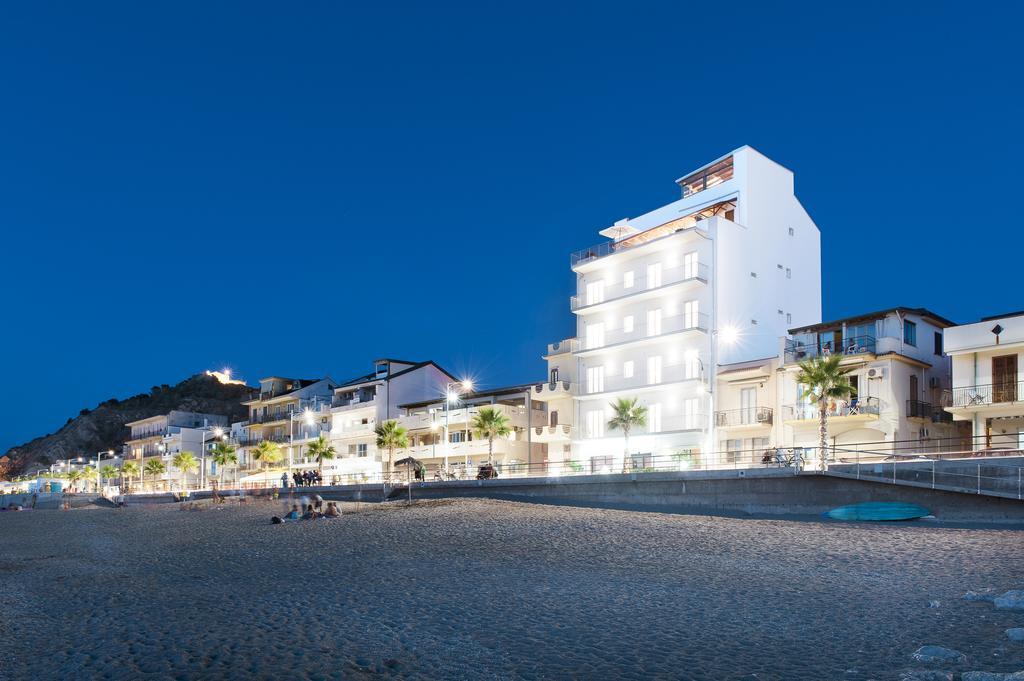 Capo dʼOrlando Vuelle Residence Apartments מראה חיצוני תמונה